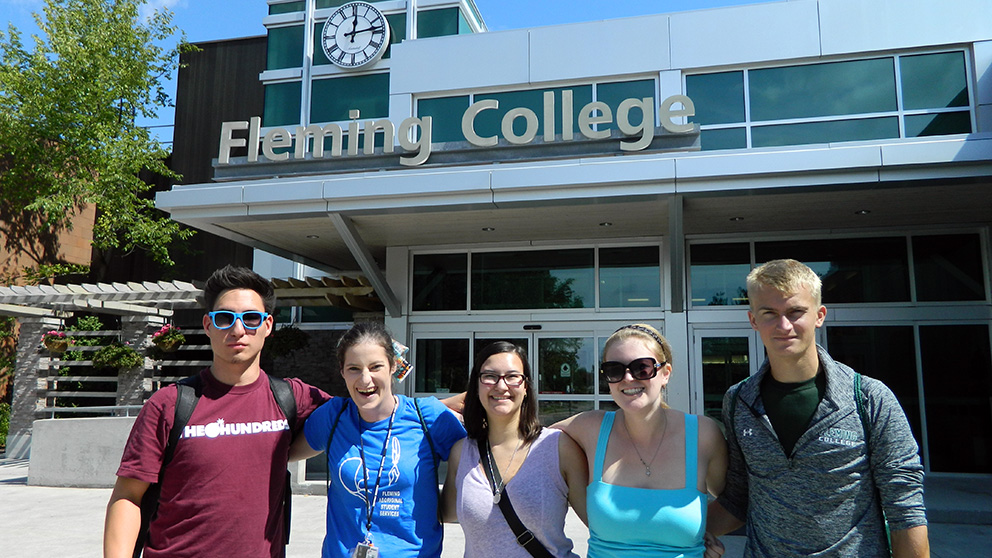 Students gather in front of Fleming College
